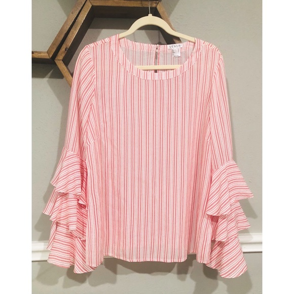 VENUS Tops - Venus Red & White Print / Ruffle Sleeve Top